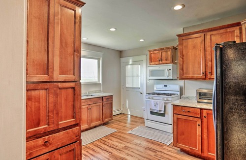 Lovell House | Experience Comfort at Lovell Home Drive near Yellowstone