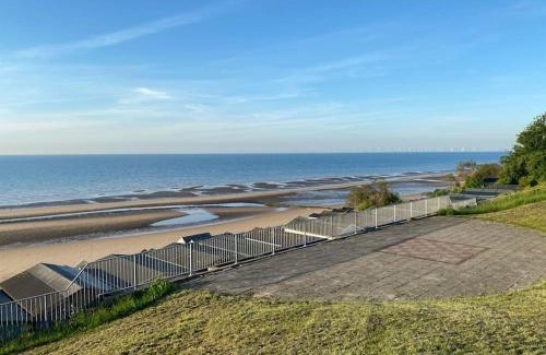 Walton on the Naze Apartment | Prime 1-Bed Flat Steps from the Beach - Guest Rated 9.1