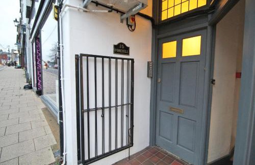 Ely Apartment | Cozy 1 Bed Serviced Apartment in Family-Friendly Cambridgeshire