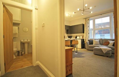 Ely Apartment | Cozy 1 Bed Serviced Apartment in Family-Friendly Cambridgeshire