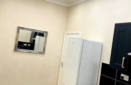 Hull Apartment | Cozy 1-Bedroom Apartment in Kingston upon Hull with Breakfast