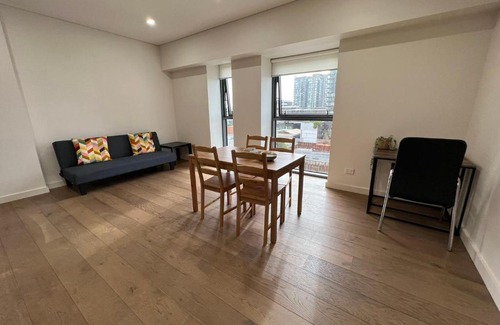 Waterloo Apartment | Cozy 1 Bedroom Apartment in Family-Friendly Waterloo