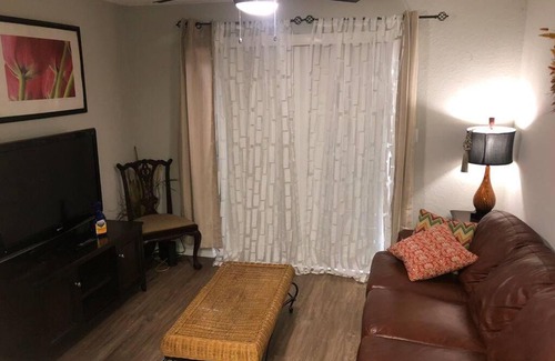 Charlotte Apartment | Cozy 1-Bedroom Rental with Free Parking for Families
