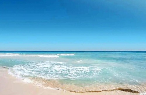 Sarasota Apartment | Stunning Oceanfront 1 Bedroom Unit Near Lido Key Beach