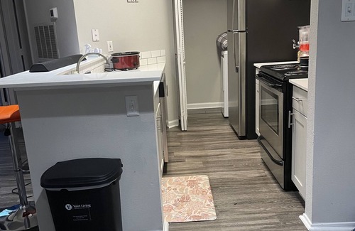 Dunwoody Condo | Cozy 1bd Condo in ATL with Pool & Family-Friendly Perks