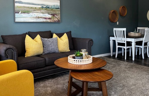 Powderly Apartment | Lovely 1BR/1BTH five min to Pat Mayse Lake and 10 min to Casino