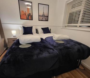 Chafford Hundred Apartment | Cozy 2-Bed Apartment in Grays for Family Getaways