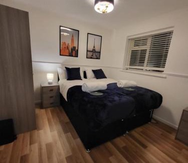 Chafford Hundred Apartment | Cozy 2-Bed Apartment in Grays for Family Getaways