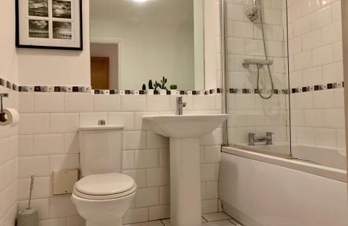 Erdington Apartment | Cozy 2-Bed Flat with Free Parking - Guest Rated: 9/10