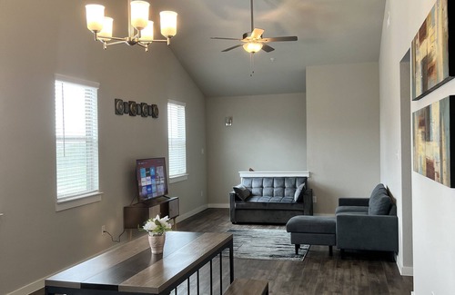 Venus Apartment | Comfortable 2 Bedroom Apartment with Private Baths & Hot Tub
