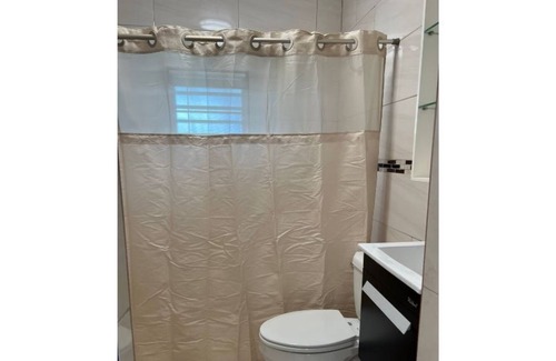 Camaceyes Apartment | Lovely 2-bedroom apt # 5 only 5 minutes away from crashboat beach.