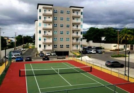 New Kingston Apartment | Charming 2 Bedroom Retreat with Netflix Near National Stadium