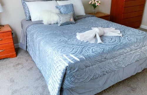 Green Valley Condo | Comfortable 2-Bedroom Condo with Pool for Extended Stays
