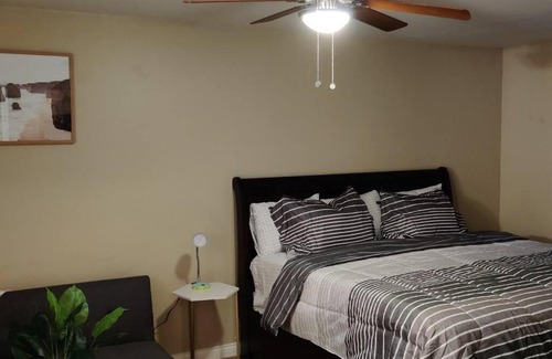 Matteson Apartment | Pet-Friendly 2-Bedroom Condo in Matteson - Rated 9/10