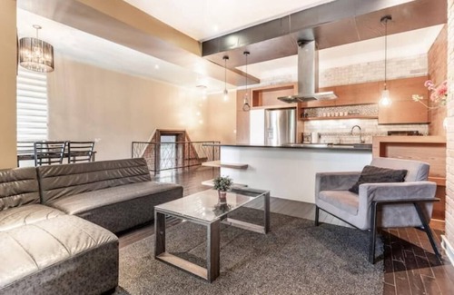 Little Burgundy Apartment | Cozy 2-Bedroom Retreat in Downtown Montreal