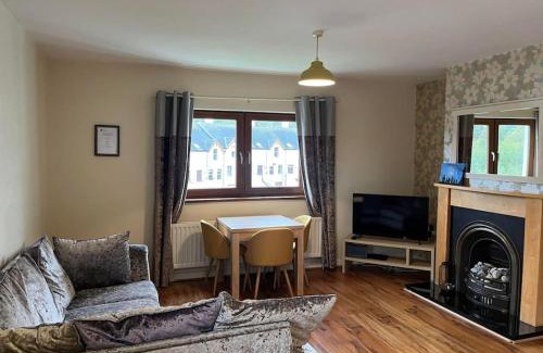 Newcastle Apartment | Family-Friendly 2 Bedroom Apartment in Newcastle