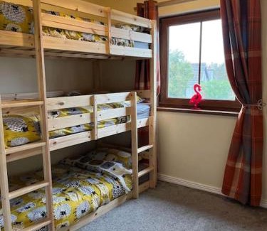 Newcastle Apartment | Family-Friendly 2 Bedroom Apartment in Newcastle