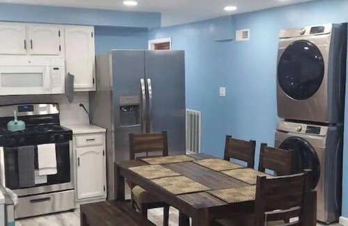 Airmont House | Charming 2-Bedroom Rental with Pool and Ocean View