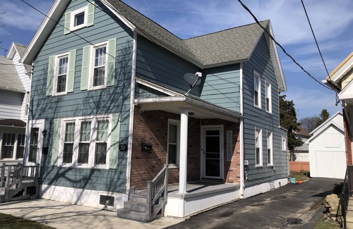 Dunkirk Apartment | Inviting 2-Bedroom Retreat Near Lake Erie Beaches