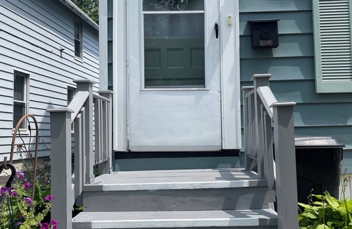 Dunkirk Apartment | Inviting 2-Bedroom Retreat Near Lake Erie Beaches