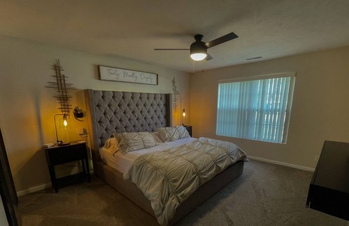 Machesney Park Condo | LOVELY 2-BEDROOM CONDO WITH FIREPLACE