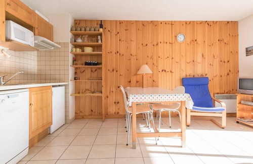 Briancon Apartment | Cozy Apartment Briançon with Spa and Breakfast Included