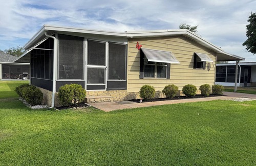 Silver Lake House | Premier 2BR/2BA in Silver Lake with Pool and Ocean Views