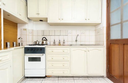 Historical Center Apartment | Budget-Friendly 3 Bedroom Apartment in Downtown Arequipa