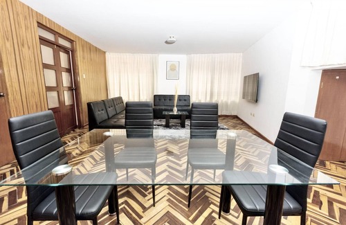 Historical Center Apartment | Budget-Friendly 3 Bedroom Apartment in Downtown Arequipa