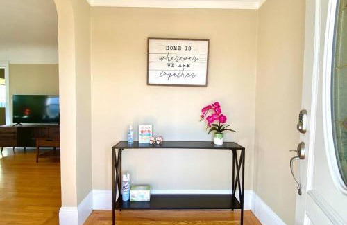 San Bruno House | Inviting 3 Bedroom Home for Up to 6 Near SFO, Rated 9.3