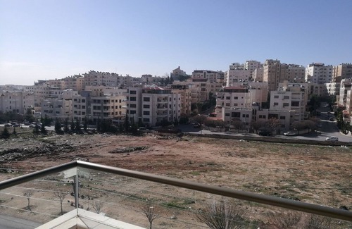 Suwailih Apartment | Inviting 3-Bedroom Apartment with City Views & Breakfast