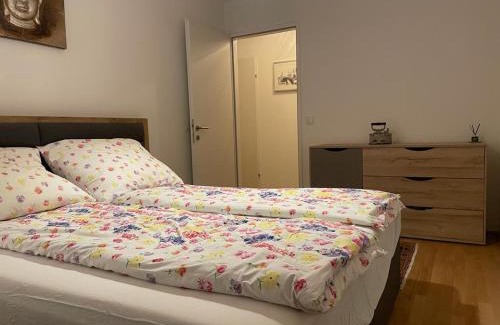 Liesing Apartment | Kid-Friendly 3-Room Apartment in Vienna - Rated 9.2/10