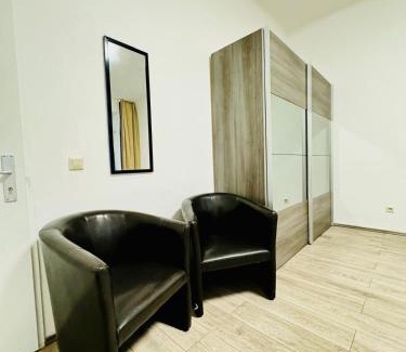 Grinzing Apartment | Lovely 3BR Apartment for 9P, 10Min to FAC Platz