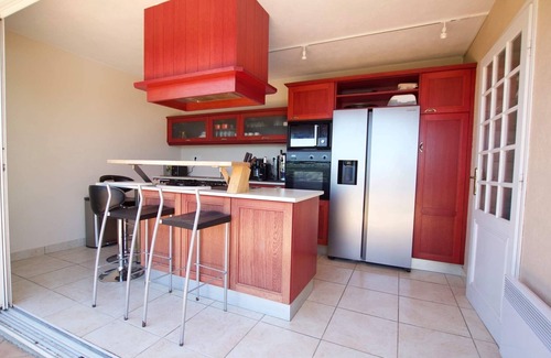 Plage de la Garonnette House | Stunning Villa with Sea View & Heated Pool in St-Tropez