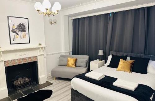 West Thornton Apartment | Charming 4 Bedroom House with Garden & Family-Friendly Amenities