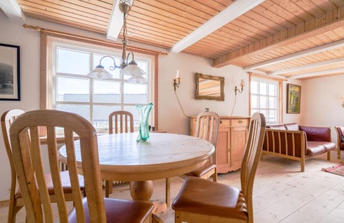 Vestmanna House | Family-Friendly 4 Bedroom House in Vestmanna - Rated 9/10