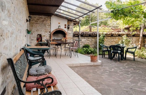 Arbanasi House | Authentic 5-Bed House in Arbanasi - Family & Pet Friendly