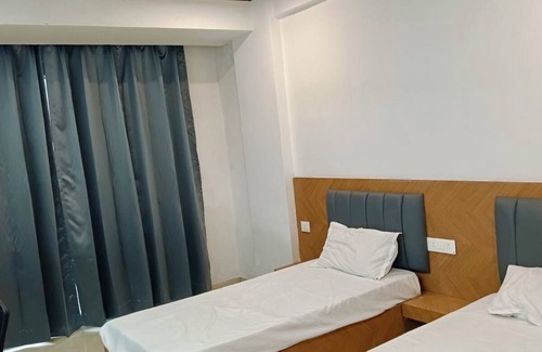 Bullawala Bed & Breakfast | Lovely 9 bedroom bed & breakfast near UPES kandoli and Bidholi Campus Dehradun