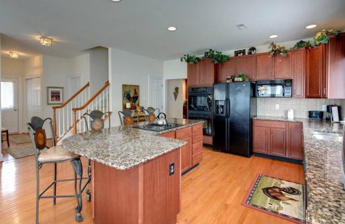 Cheyney House | Inviting Westchester Home with Pool and Breakfast Included