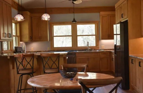 Johns Island Cottage | Serene Country Retreat with Ocean View and Spa Amenities