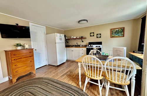 Old Forge Cottage | Cozy Studio with Full Bath, Kitchen & Oceanfront Views