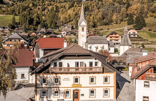 Sankt Martin Apartment | Lovely apartment for 4 guests with WIFI and TV