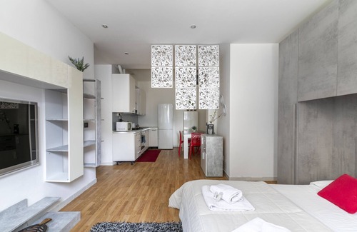 Mestre Apartment | Comfortable Apartment Near Venice with Spa and Hot Tub