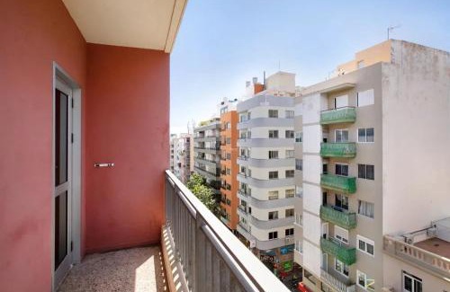 Santa Cruz de Tenerife Apartment | Family-Friendly 2-Bedroom Apartment in Santa Cruz de Tenerife