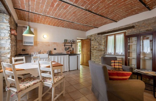 Monastero Bormida Apartment | Cozy Apartment for Two with Pool, WIFI & Parking Access