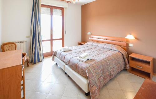 Tuoro sul Trasimeno Apartment | Cozy 2 Bedroom Apartment in Tuoro Sul Trasimeno
