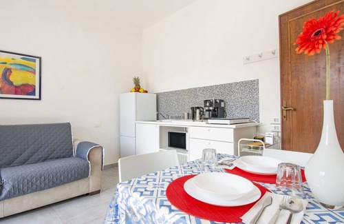 Avane Apartment | Comfortable Oceanfront Apartment for 6 with Modern Amenities