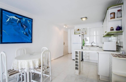 Els Arenals del Sol Apartment | Cozy 2 Bedroom Accommodation in Beautiful Arenales del Sol