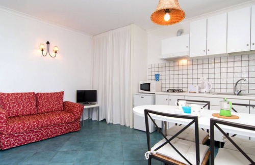 Casamicciola Terme Villa | Comfortable Villa Apartment for 12 with Ocean View & WiFi