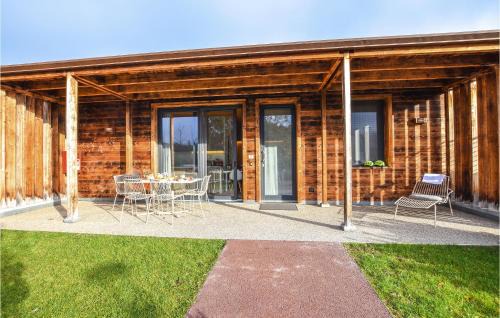 Salionze Apartment | Inviting Apartment with Pool & Hot Tub in Valeggio Sul Mincio